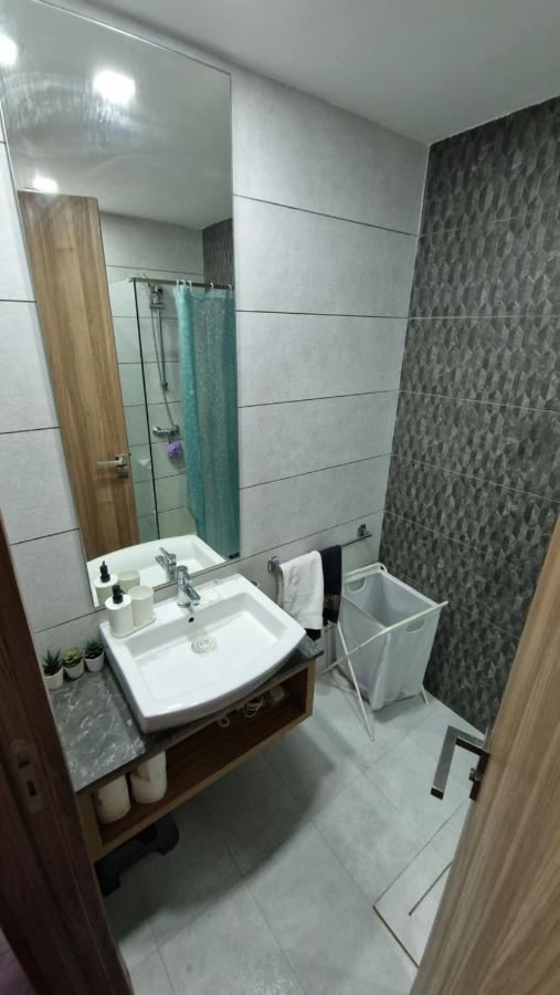 Cosy Appartement Au Centre De Casablanca Kültér fotó